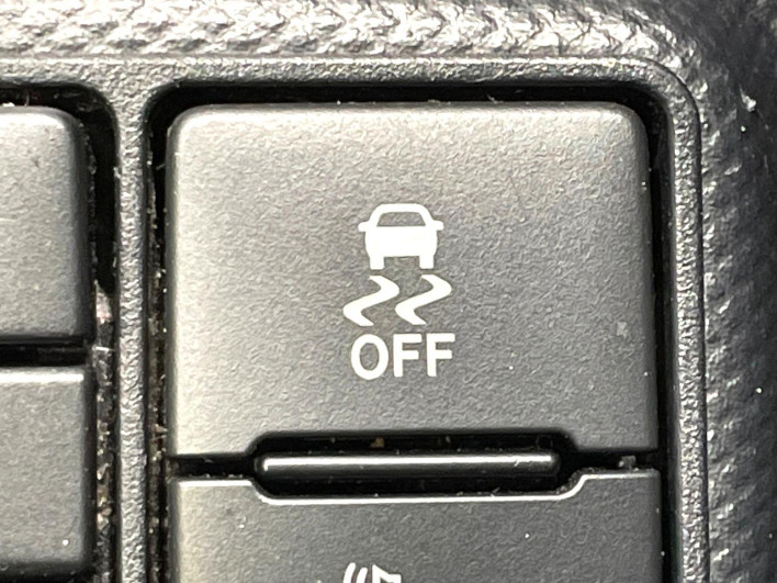 2016 Toyota Aqua DAA-NHP10 (UW-69f021f2612bf)[23]