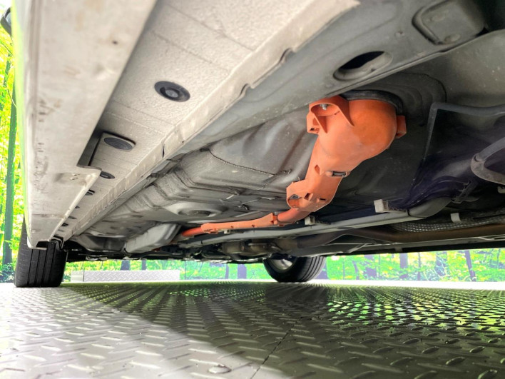 2016 Toyota Aqua DAA-NHP10 (UW-69f021f2612bf)[13]