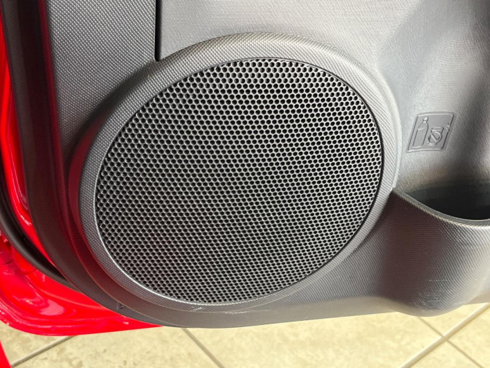 2016 Toyota Aqua DAA-NHP10 (UW-69f021f2c0a59)[28]