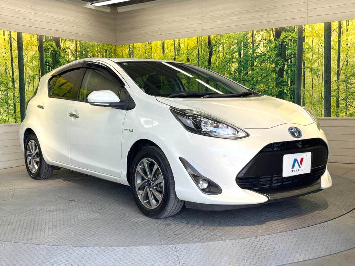 2019 Toyota Aqua DAA-NHP10 (UW-69f021f2d87d6)[14]