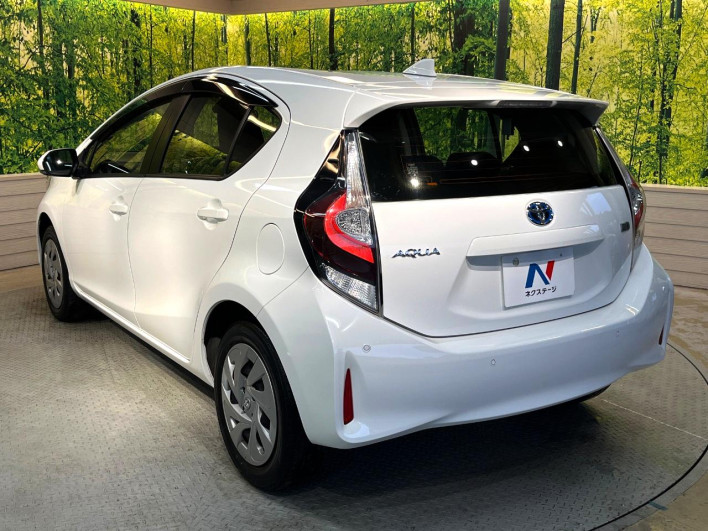 2021 Toyota Aqua 6AA-NHP10 (UW-69f021f3bf6bc)[7]