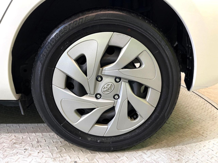 2021 Toyota Aqua 6AA-NHP10 (UW-69f021f3bf6bc)[26]