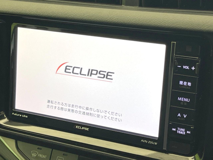 2016 Toyota Aqua DAA-NHP10 (UW-69f021f4ad9b6)[26]