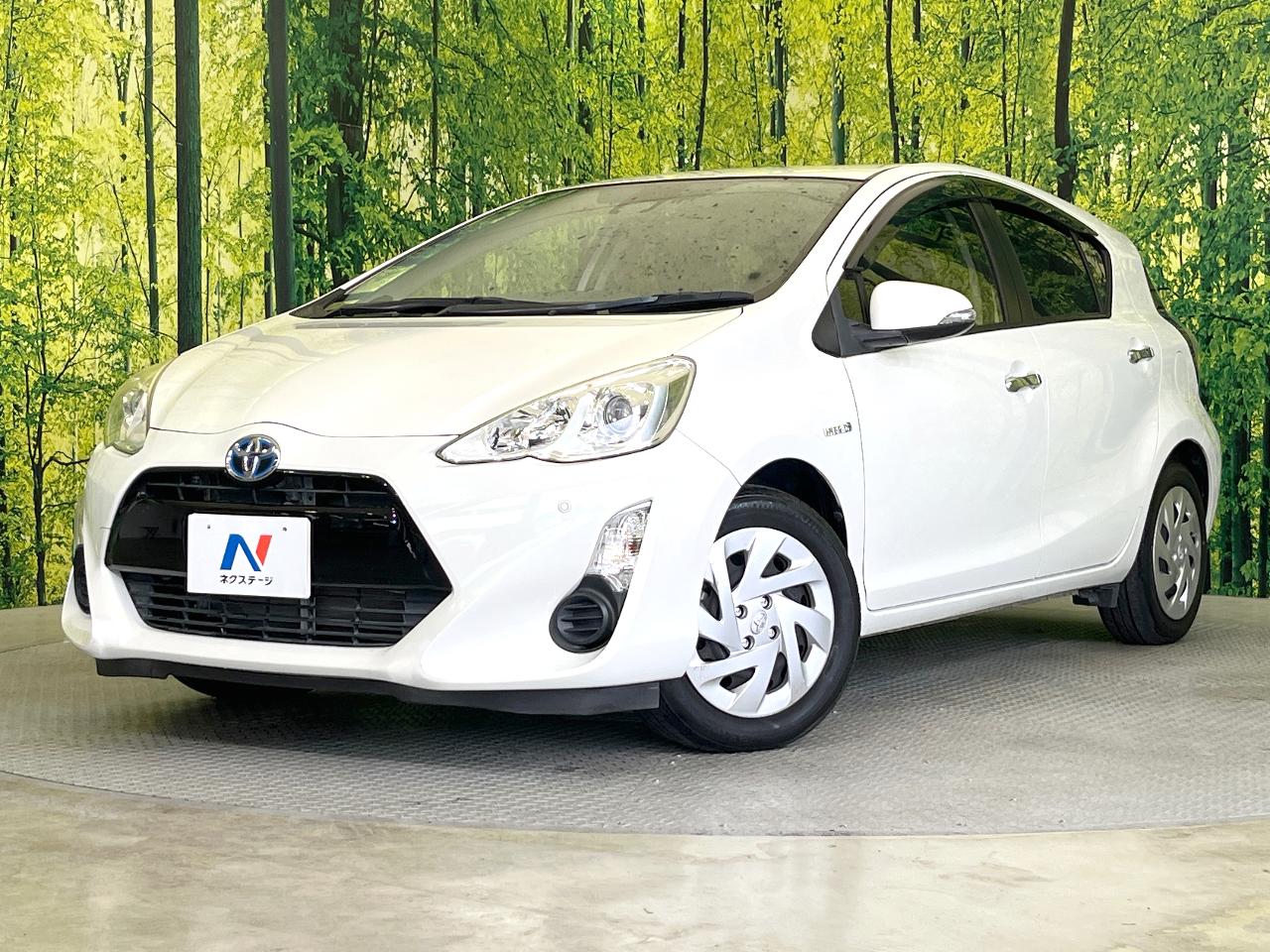 2017 Toyota Aqua DAA-NHP10