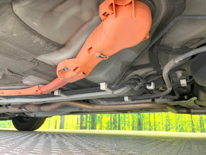 2017 Toyota Aqua DAA-NHP10 (UW-69f021f4afacb)[24]