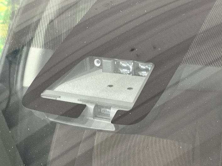 2017 Toyota Aqua DAA-NHP10 (UW-69f021f4e7402)[10]