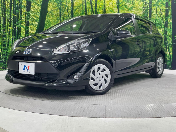 2017 Toyota Aqua DAA-NHP10 (UW-69f021f4e7402)[0]