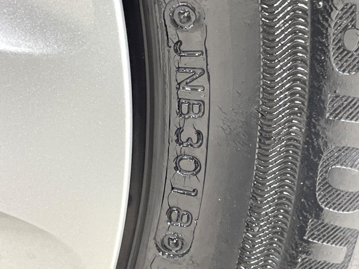 2018 Toyota Aqua DAA-NHP10 (UW-69f021f594825)[7]