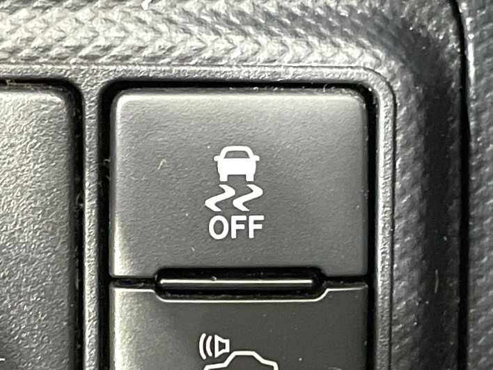 2018 Toyota Aqua DAA-NHP10 (UW-69f021f594825)[23]