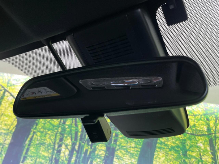 2019 Toyota Aqua DAA-NHP10H (UW-69f021f6cfdbf)[7]