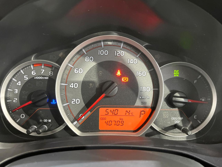 2015 Toyota Vitz DBA-NSP135 (UW-69f021f7d968b)[27]