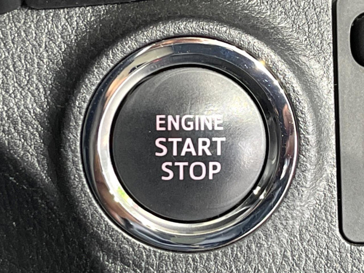 2015 Toyota Vitz DBA-NSP135 (UW-69f021f7d968b)[16]