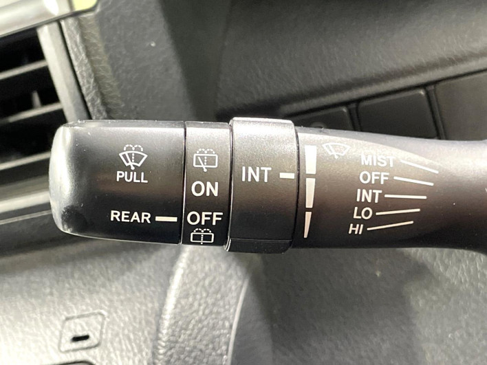 2019 Toyota Sienta DBA-NSP170G (UW-69f021f8acdb4)[29]