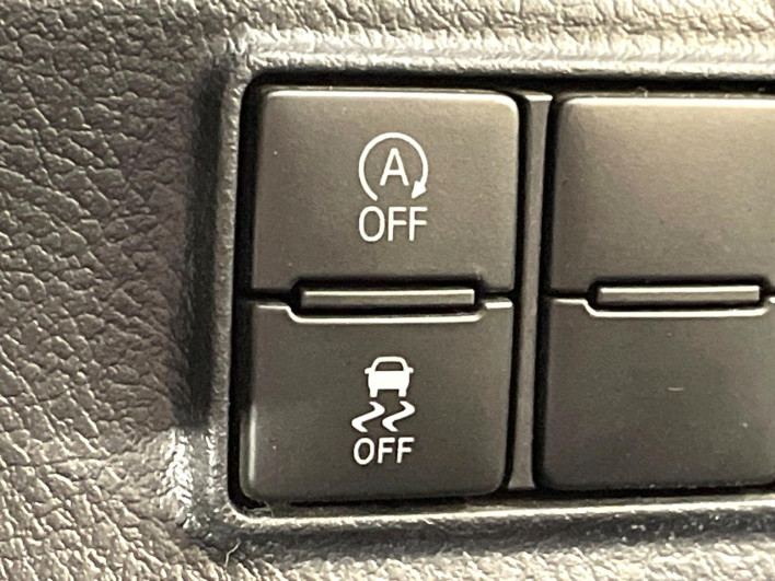 2019 Toyota Sienta DBA-NSP170G (UW-69f021f8acdb4)[28]