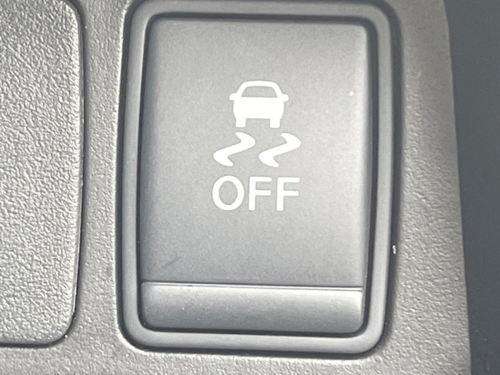 2015 Nissan X-Trail DBA-NT32 (UW-69f021f9046b7)[24]