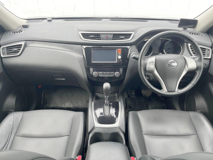 2015 Nissan X-Trail DBA-NT32 (UW-69f021f9046b7)[21]