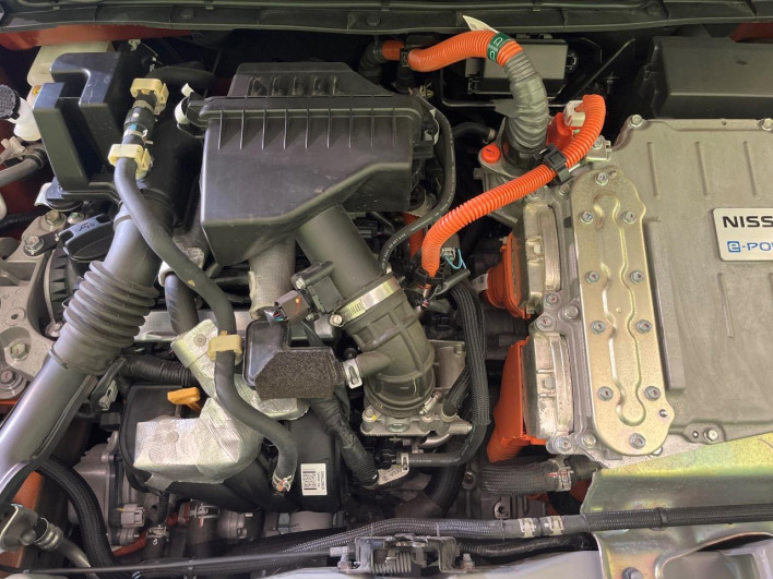 2020 Nissan Kicks 6AA-P15 (UW-69f021fb03c04)[29]