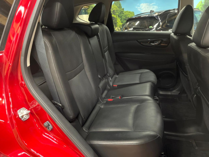 2021 Nissan X-Trail 5BA-NT32 (UW-69f021fb1a5a3)[20]