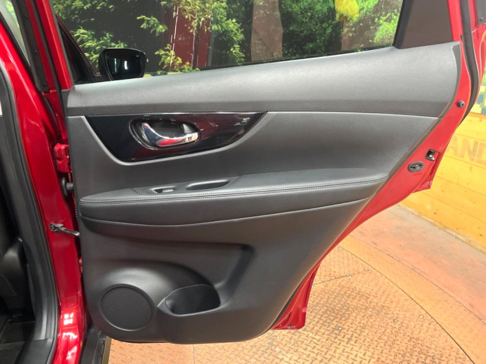 2021 Nissan X-Trail 5BA-NT32 (UW-69f021fb1a5a3)[19]