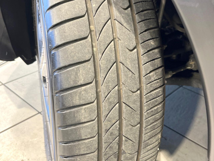 2020 Nissan Kicks 6AA-P15 (UW-69f021fc957f9)[22]