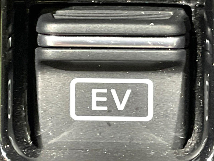 2021 Nissan Kicks 6AA-P15 (UW-69f021fd5cf65)[18]