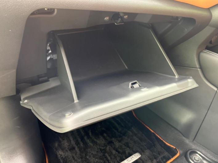 2021 Nissan Kicks 6AA-P15 (UW-69f021ff05c58)[10]