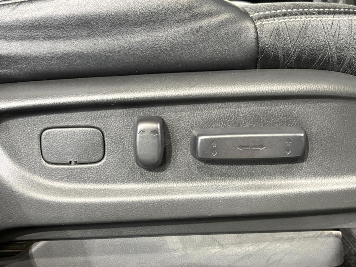 2016 Honda Odyssey DBA-RC1 (UW-69f021ffc4640)[25]