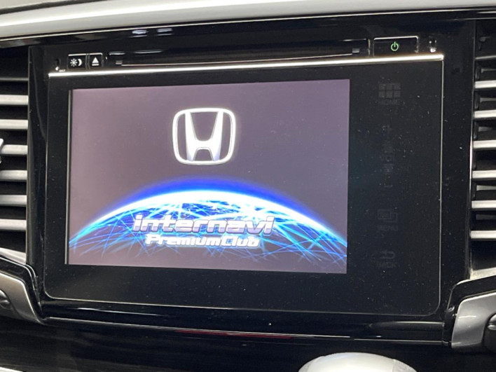 2016 Honda Odyssey DBA-RC1 (UW-69f021ffc4640)[4]