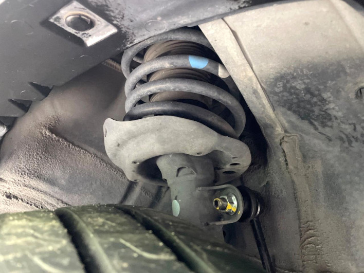 2017 Honda Odyssey Hybrid DAA-RC4 (UW-69f0220152d5d)[12]