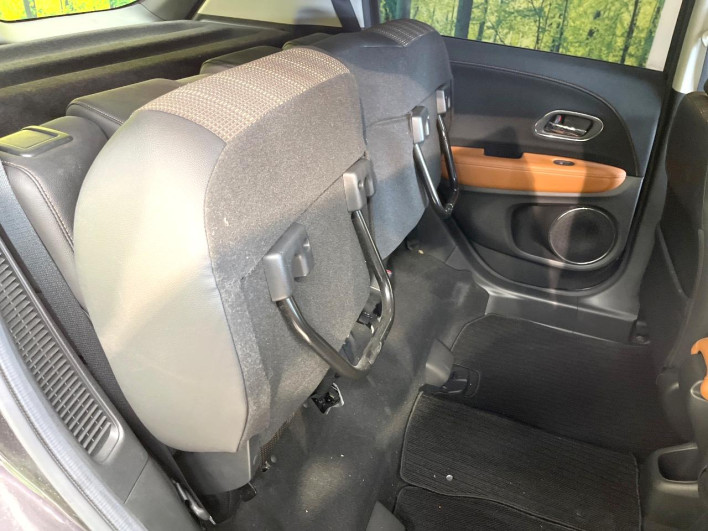 2014 Honda VEZEL DAA-RU3 (UW-69f02201f2991)[25]