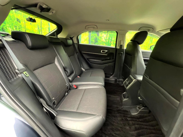 2021 Honda VEZEL 6AA-RV5 (UW-69f0220426db8)[29]