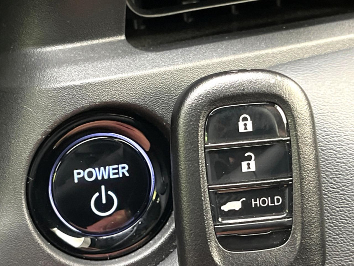 2021 Honda VEZEL 6AA-RV5 (UW-69f0220426db8)[9]