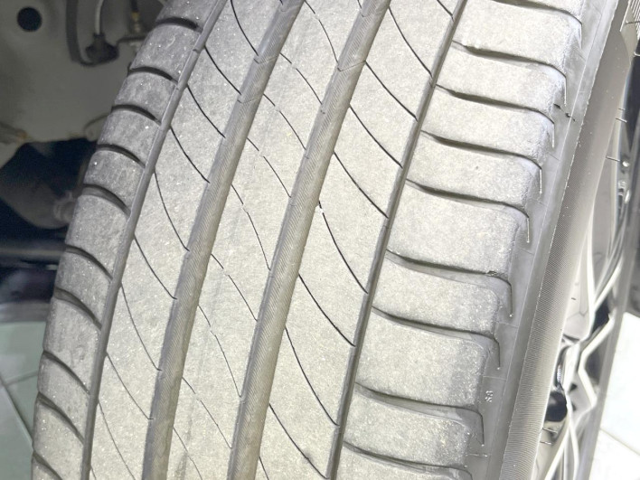 2022 Honda VEZEL 6AA-RV5 (UW-69f0220458fb3)[17]