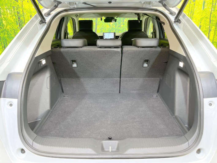 2022 Honda VEZEL 6AA-RV5 (UW-69f0220458fb3)[27]