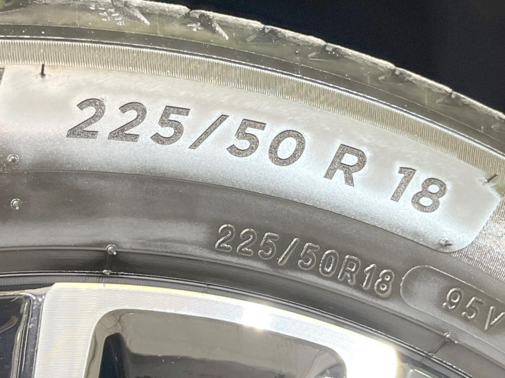 2022 Honda VEZEL 6AA-RV5 (UW-69f0220458fb3)[19]