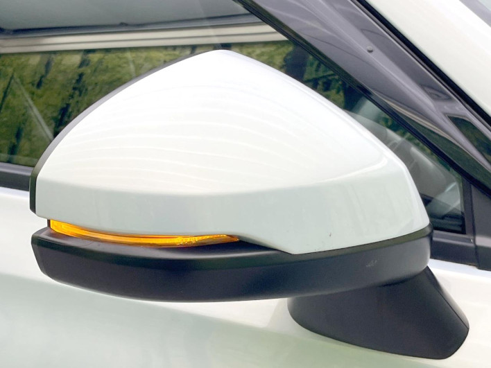 2022 Honda VEZEL 6AA-RV5 (UW-69f0220458fb3)[15]