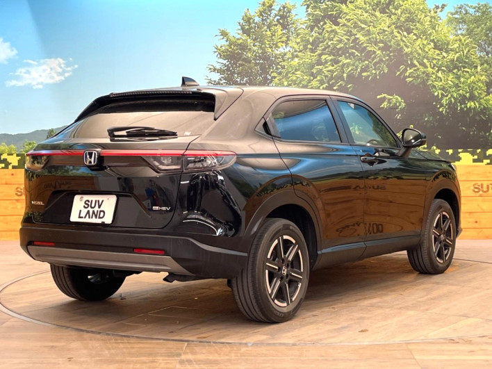 2023 Honda VEZEL 6AA-RV5 (UW-69f02205e59a6)[4]