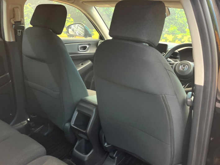 2023 Honda VEZEL 6AA-RV5 (UW-69f02205e59a6)[22]