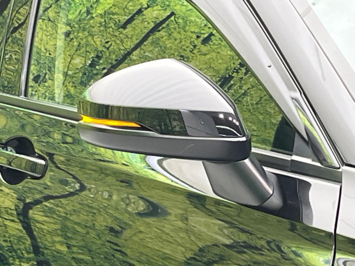 2023 Honda VEZEL 6AA-RV5 (UW-69f0220655b13)[11]