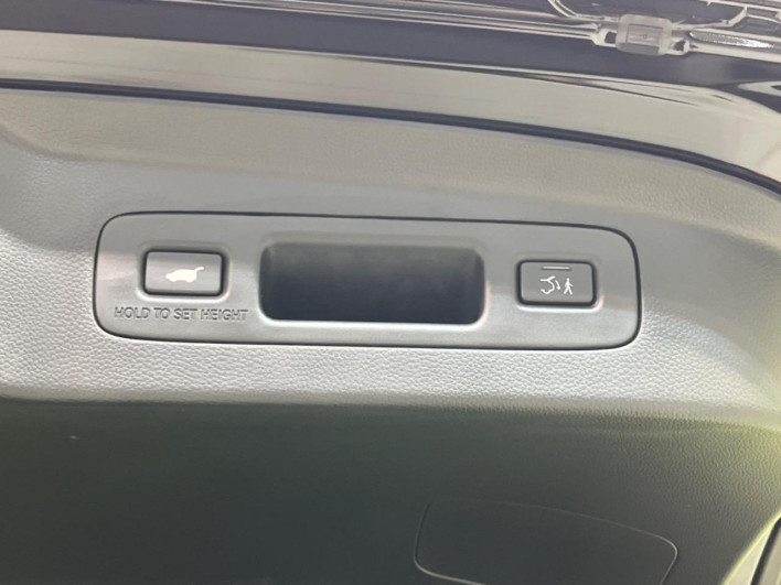 2023 Honda VEZEL 6AA-RV5 (UW-69f0220655b13)[29]