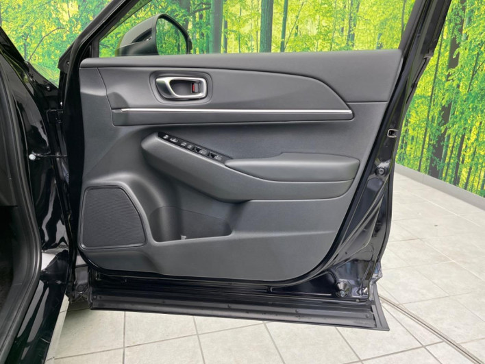 2023 Honda VEZEL 6AA-RV5 (UW-69f0220655b13)[25]