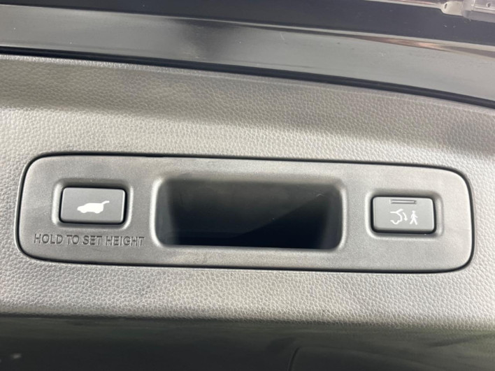 2023 Honda VEZEL 6AA-RV5 (UW-69f022065b533)[23]