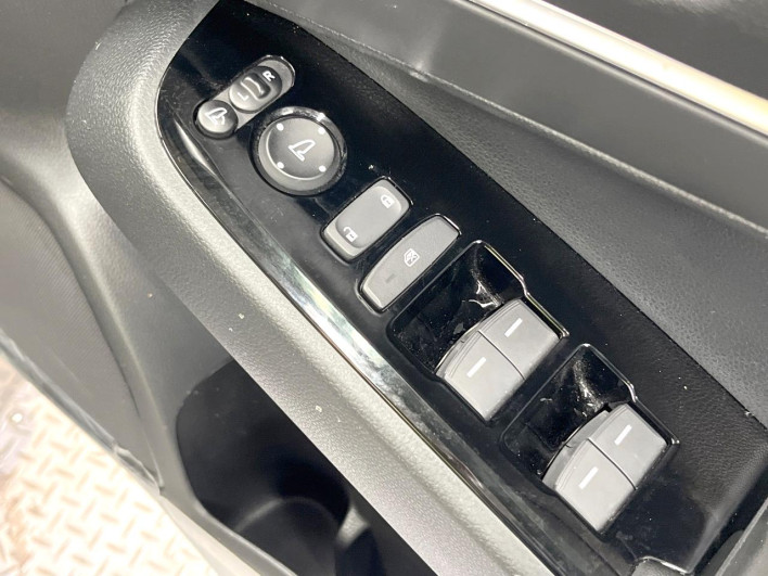 2023 Honda VEZEL 6AA-RV5 (UW-69f02206b0939)[29]