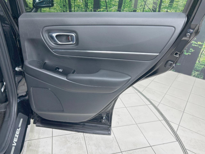 2024 Honda VEZEL 6AA-RV5 (UW-69f0220857ecc)[24]