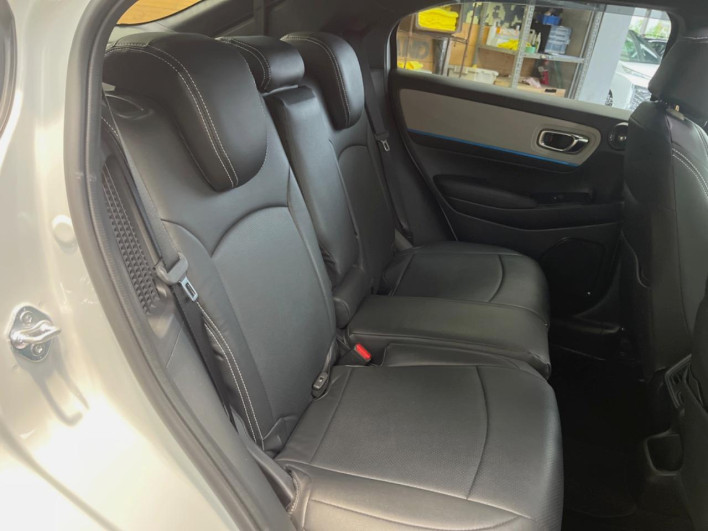 2025 Honda VEZEL 6AA-RV5 (UW-69f022089de12)[23]