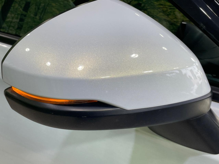 2021 Honda VEZEL 6AA-RV6 (UW-69f02208a6deb)[5]