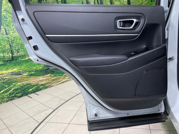 2021 Honda VEZEL 6AA-RV6 (UW-69f02208a6deb)[21]