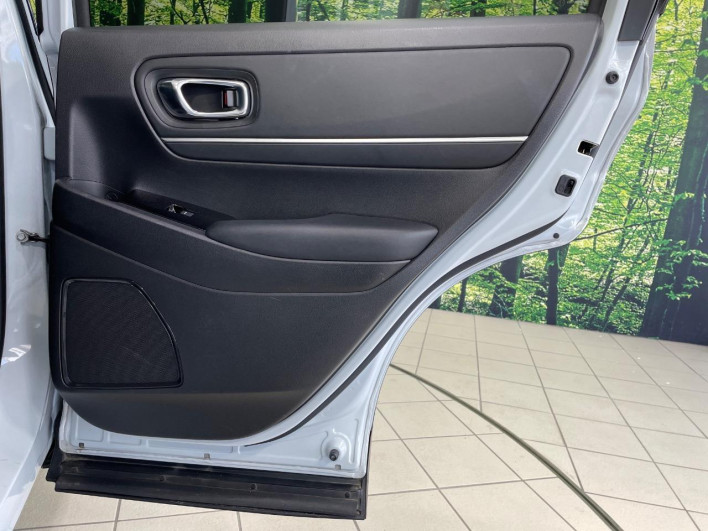 2021 Honda VEZEL 6AA-RV6 (UW-69f02208a6deb)[22]