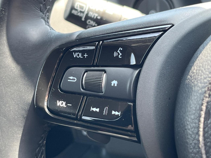 2024 Honda VEZEL 6AA-RV6 (UW-69f0220a6fa6f)[14]