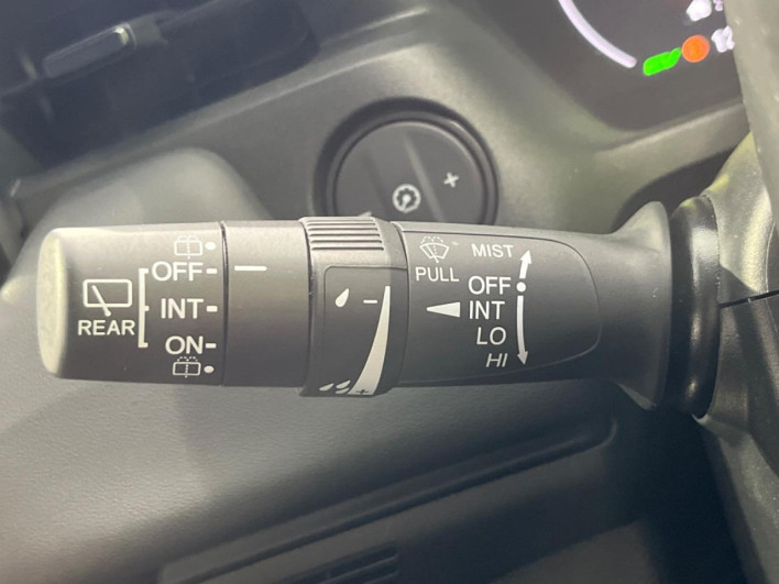 2024 Honda VEZEL 6AA-RV6 (UW-69f0220a6fa6f)[18]